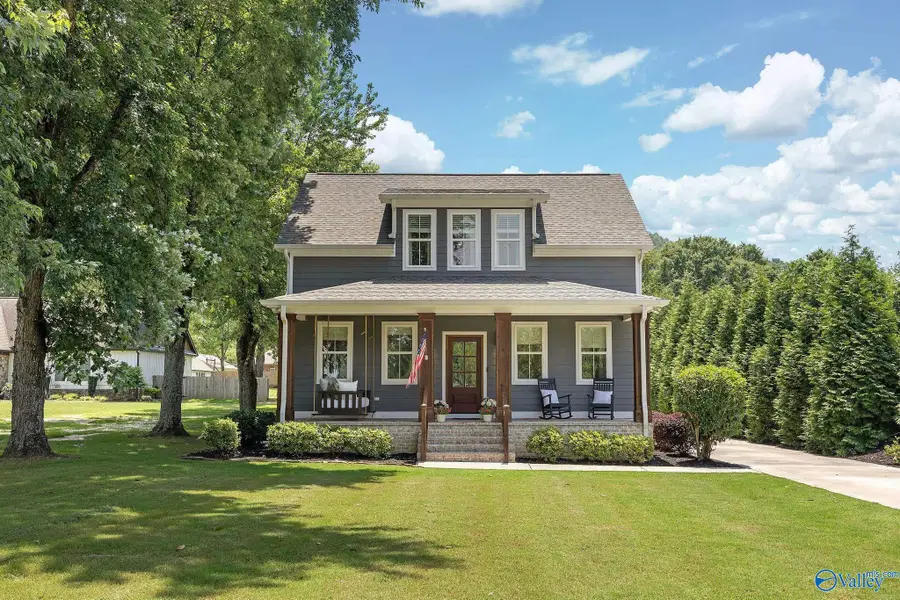 5701 Spring Creek Drive, Guntersville, AL 35976 - #3