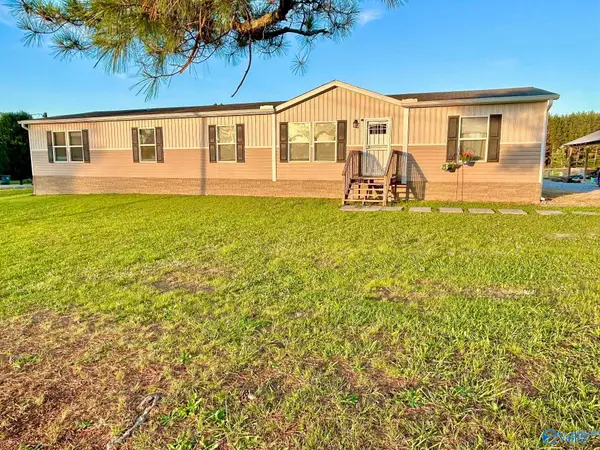 1118 Evergreen Road, Falkville, AL 35622