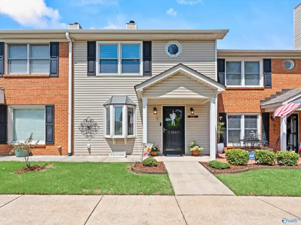21867 Williamsburg Drive, Athens, AL 35613