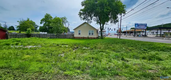 2 Lots Willow Street, Scottsboro, AL 35769