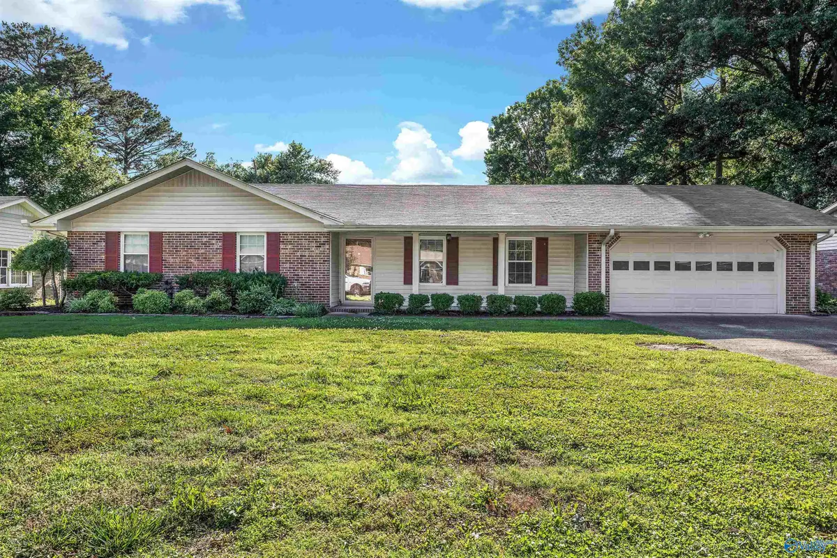 1213 Fletcher Avenue Sw, Decatur, AL 35601 - #1