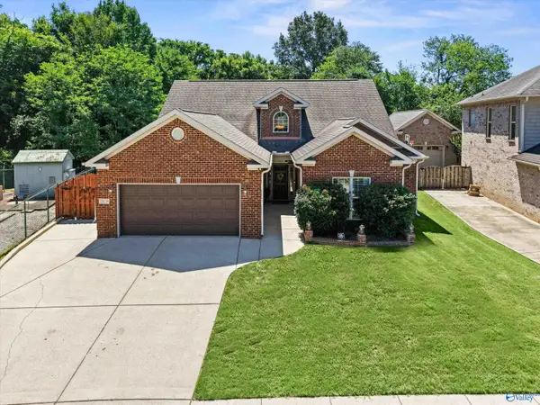 15124 Lakeside Trail, Huntsville, AL 35803