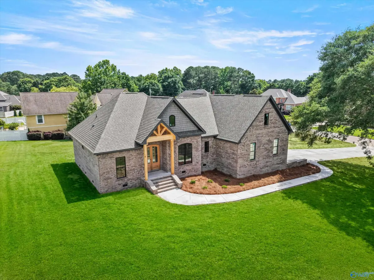 205 Bentbrook Drive, Albertville, AL 35950 - #1