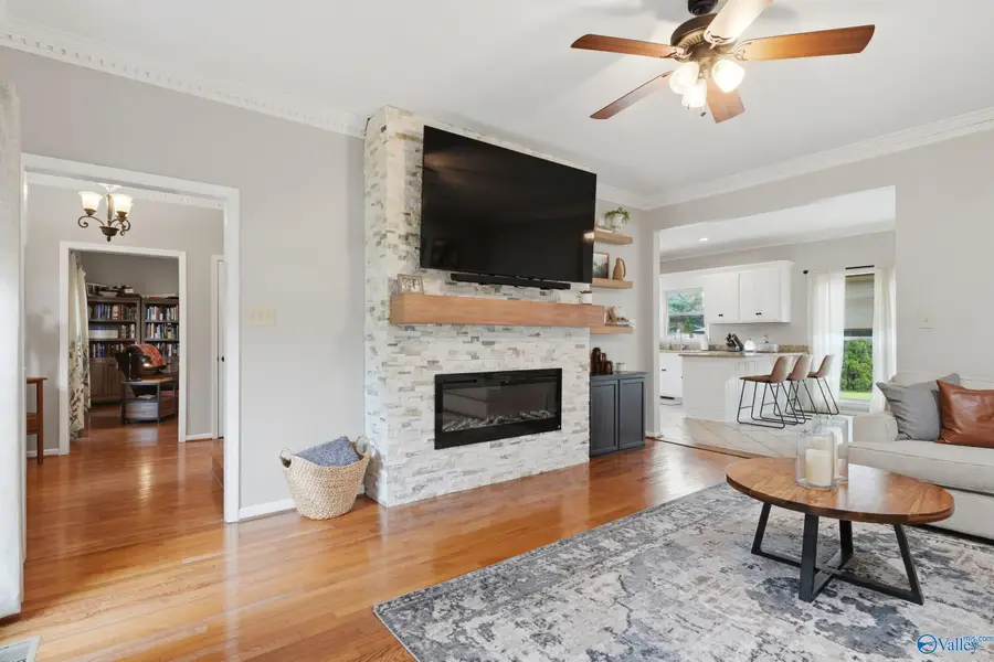 2406 Auburn Drive Sw, Decatur, AL 35603 - #2