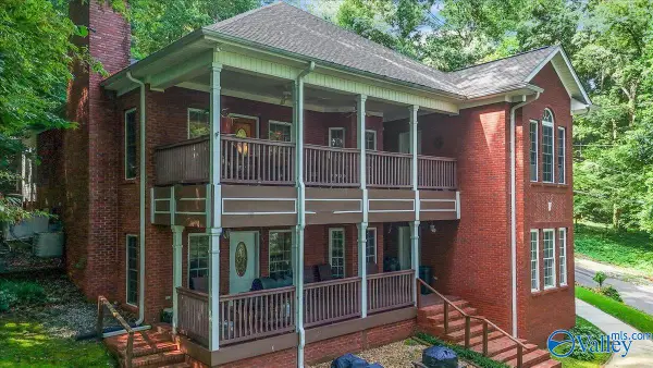 3601 Wyeth Drive, Guntersville, AL 35976