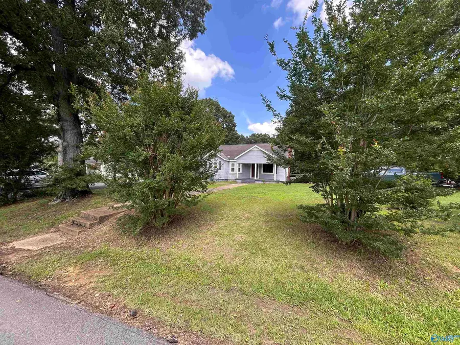 310 Douglas Street, Boaz, AL 35957 - #3