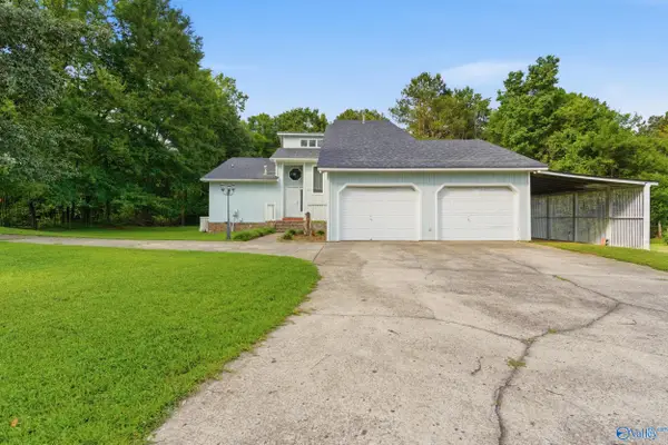 130 Preston Cove Road, Scottsboro, AL 35769