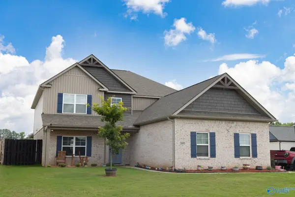 20005 Pebble Brook Lane, Athens, AL 35611