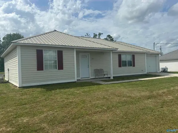 1247 Gray Road, Boaz, AL 35957