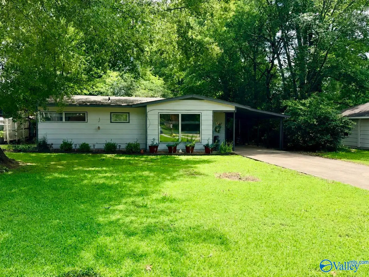 1414 10th Avenue Se, Decatur, AL 35601 - #1