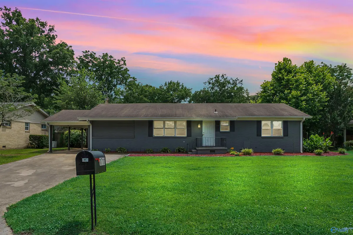 1711 Sandra Street Sw, Decatur, AL 35601 - #1