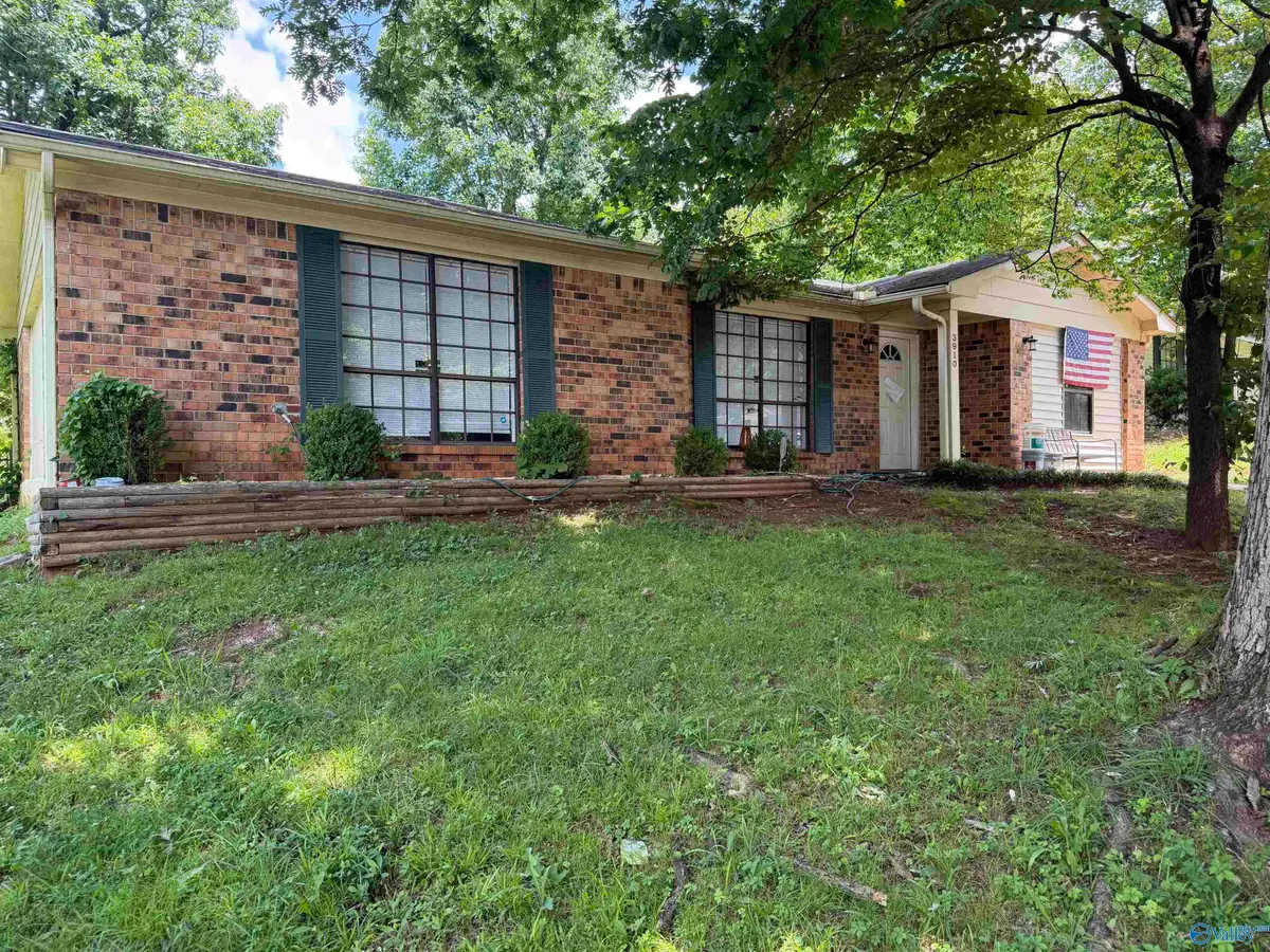 3910 Fair Oak Lane, Huntsville, AL 35805 - #1