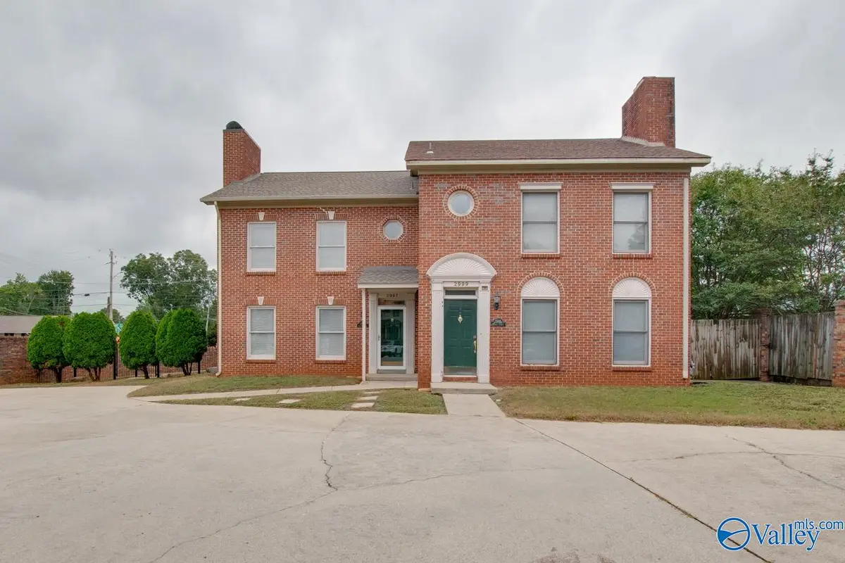 2997 Dupree Circle Sw, Huntsville, AL 35801 - #1