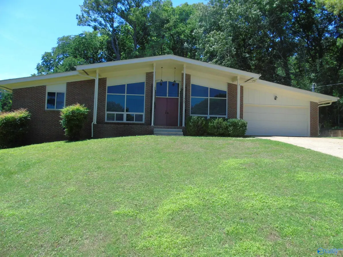1929 Rosalie Ridge Drive Ne, Huntsville, AL 35811 - #1