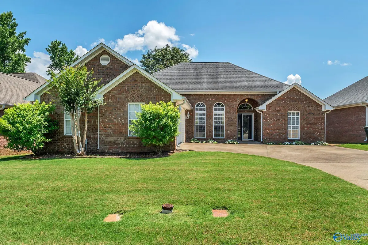 309 Dunolly Lane, Florence, AL 35633 - #1