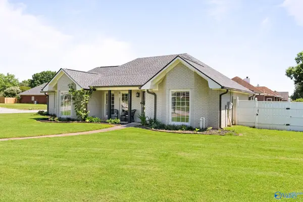 2301 Villaret Drive Sw, Huntsville, AL 35803