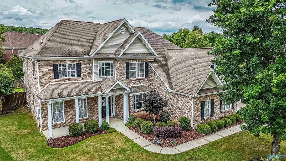 7002 Greystone Lane Se, Owens Cross Roads, AL 35763 - #1