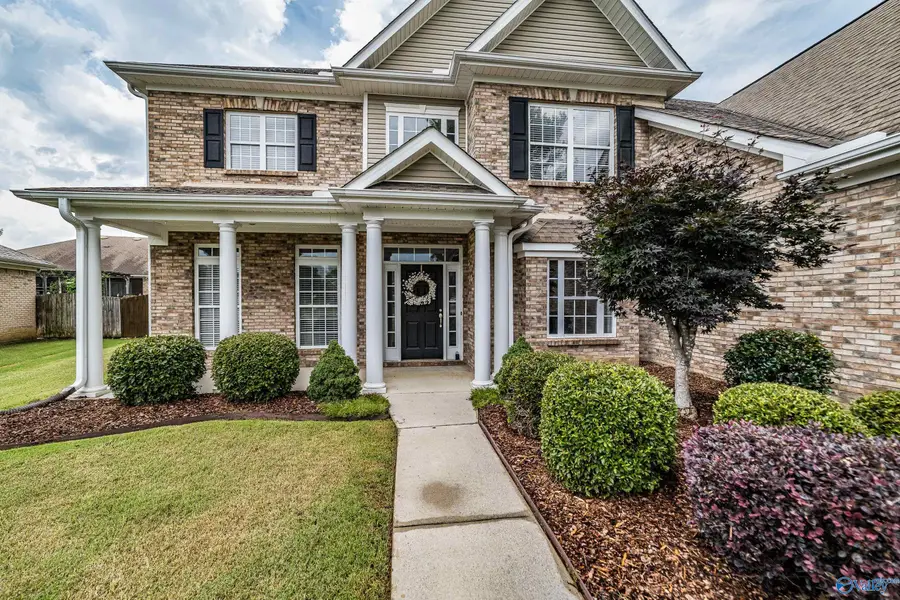 7002 Greystone Lane Se, Owens Cross Roads, AL 35763 - #2