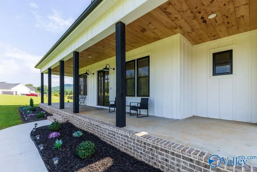 1719 Gurley Pike, Gurley, AL 35748 - #2