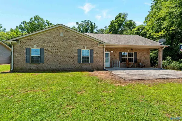 991 Manley Road, Hazel Green, AL 35750
