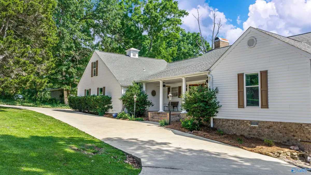 1211 Big Wills Drive, Fort Payne, AL 35967 - #1