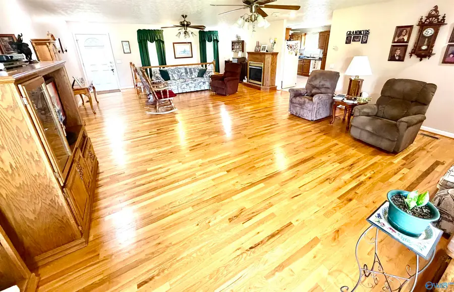 62 Elm Drive, Boaz, AL 35957 - #3