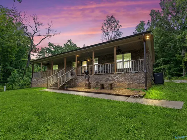 7486 Snake Road, Athens, AL 35611