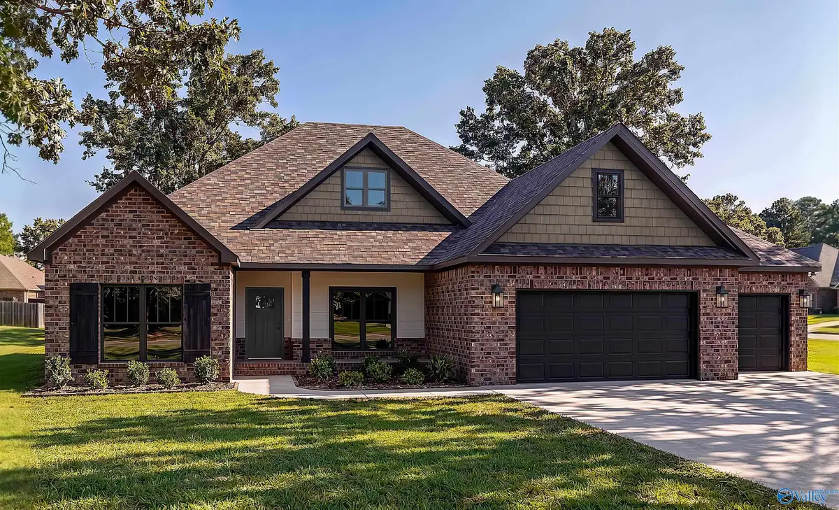 17197 Blue Briar Circle, Athens, AL 35611 - #1