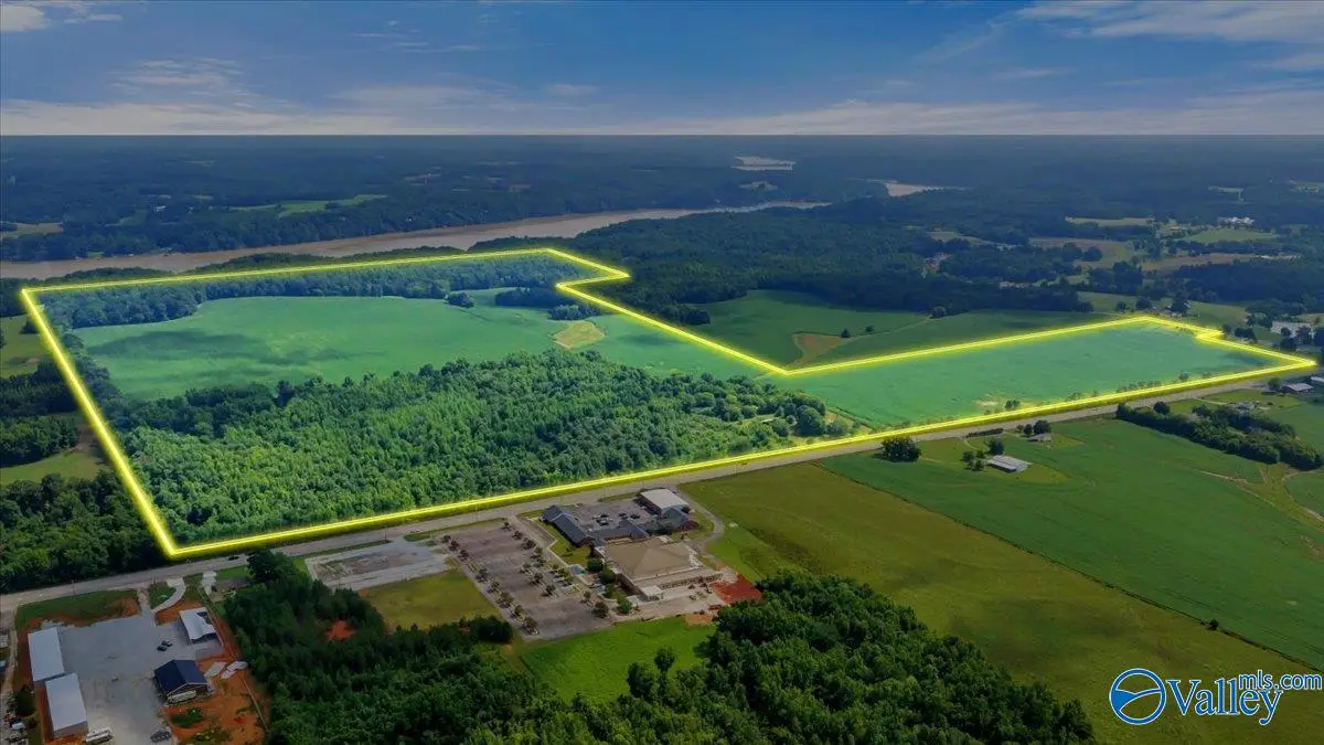 8855 Us Highway 72 W, Athens, AL 35611 - #1