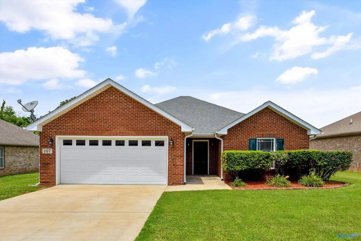 107 Summerset Lane, Huntsville, AL 35811 - #1