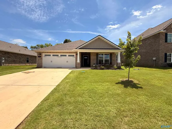 135 Ivy Vine Drive, Toney, AL 35773