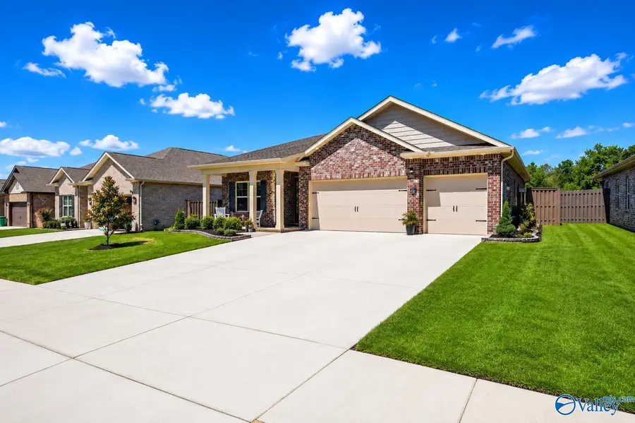 312 Sandy Oak Drive, Harvest, AL 35749 - #2