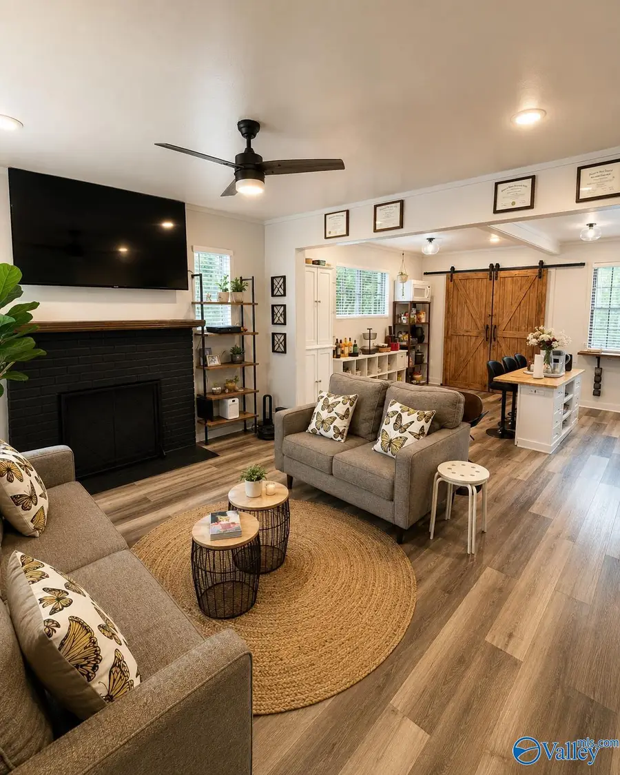 324 Memorial Drive Nw, Decatur, AL 35601 - #2