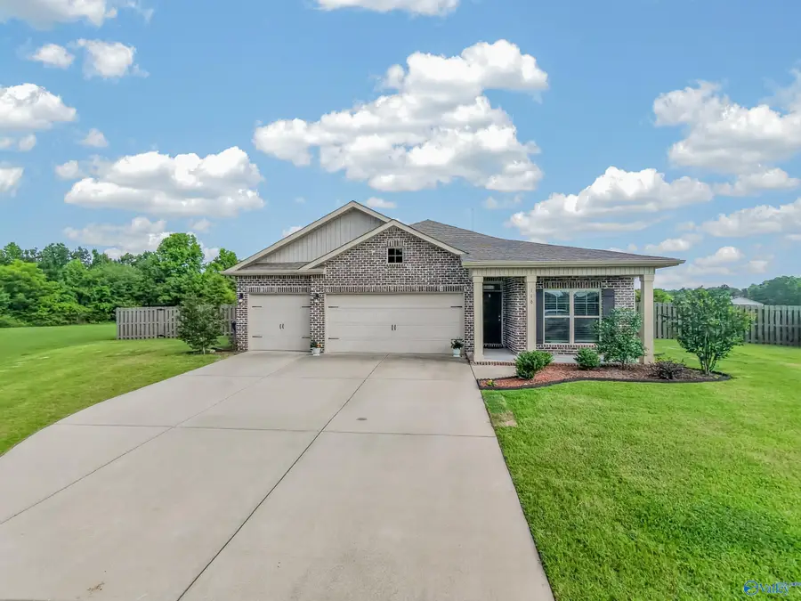 116 Branch Creek Drive, Harvest, AL 35749 - #2