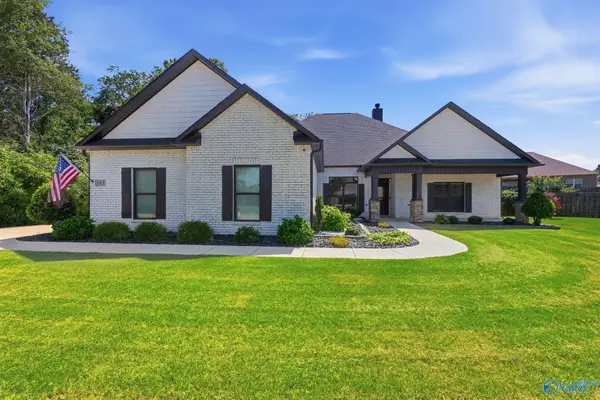 161 Somerton Drive, Huntsville, AL 35811