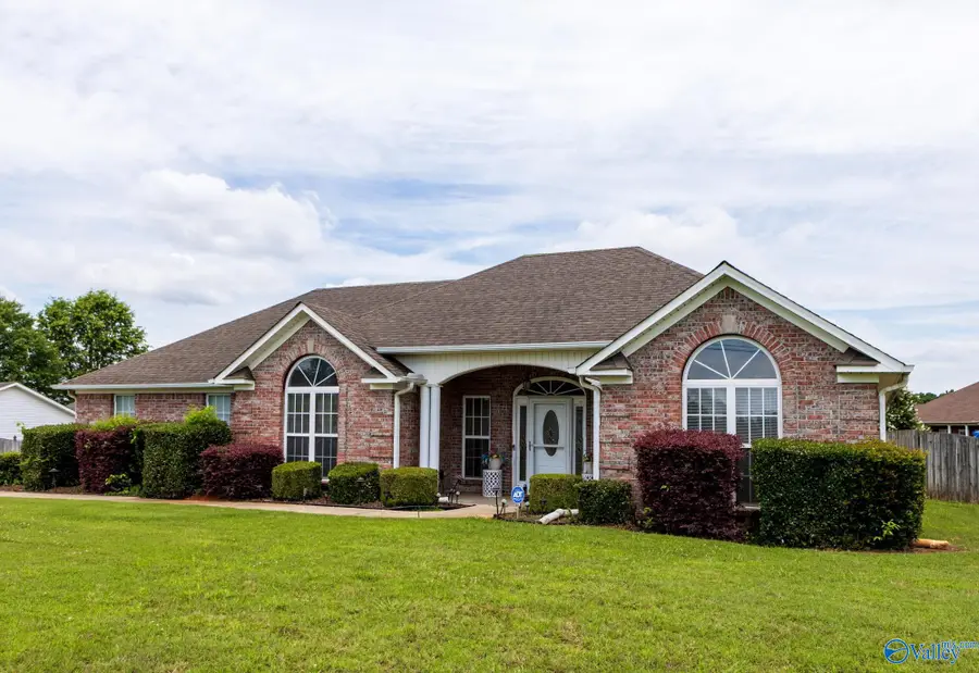 879 Dan Tibbs Road, Huntsville, AL 35806 - #2