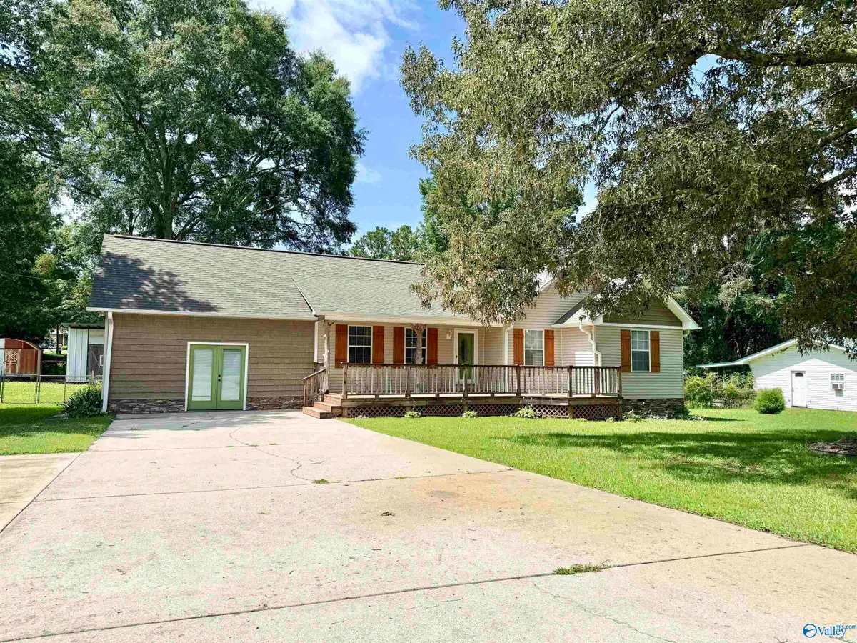 5415 Leigh Avenue, Hokes Bluff, AL 35903 - #1