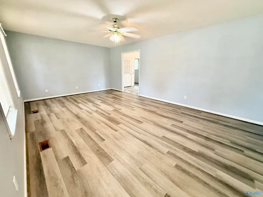 5415 Leigh Avenue, Hokes Bluff, AL 35903 - #2