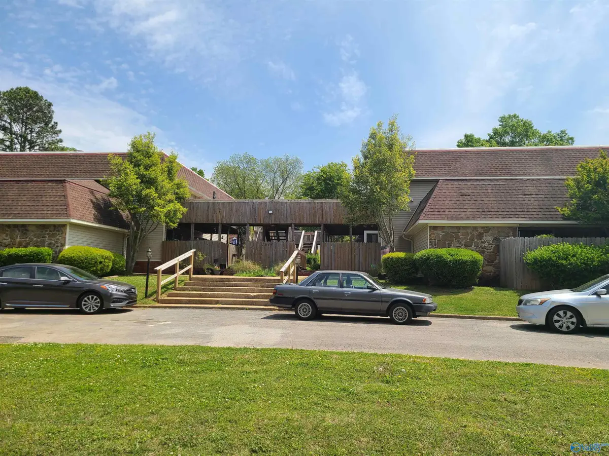 1614 SE Somerville Road, Decatur, AL 35601 - #1