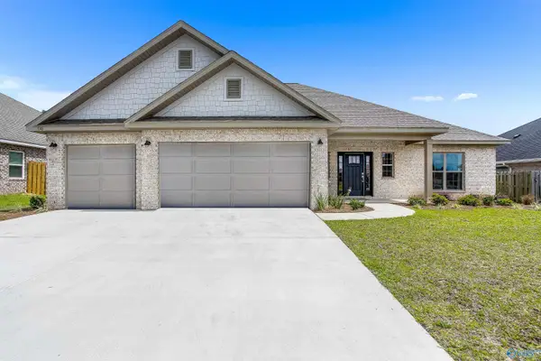 22620 Donahue Road, Athens, AL 35613