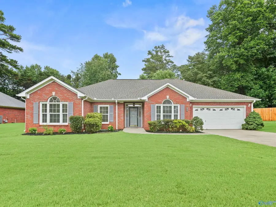 1693 Longleaf Drive Nw, Huntsville, AL 35806 - #2