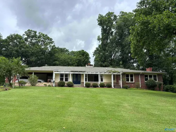 419 Country Club Drive, Gadsden, AL 35901