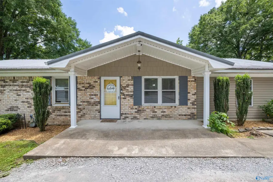 350 Lakeview Drive, Hamilton, AL 35570 - #3