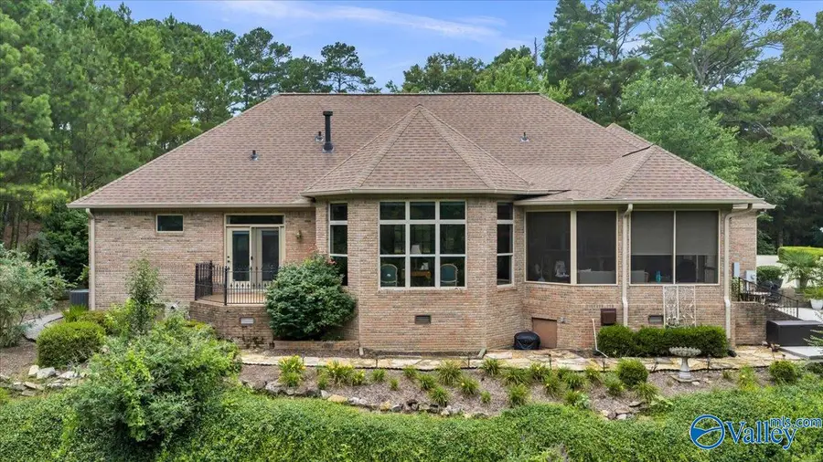 1069 Heritage Drive, Guntersville, AL 35976 - #3