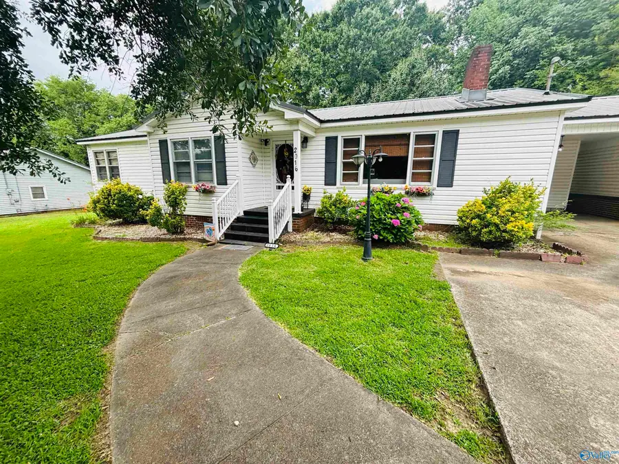 2016 Noccalula Road, Gadsden, AL 35904 - #2