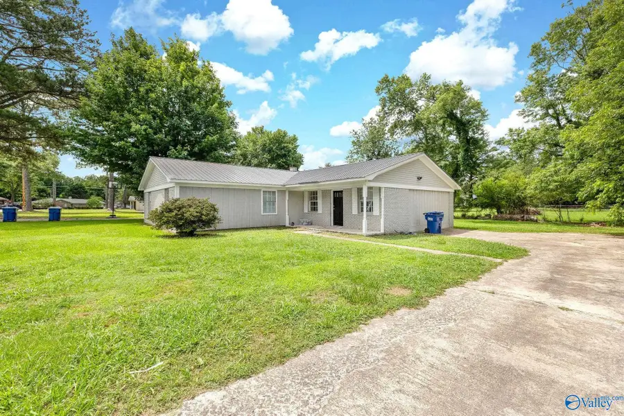 506 Kimberly Street, Albertville, AL 35950 - #2