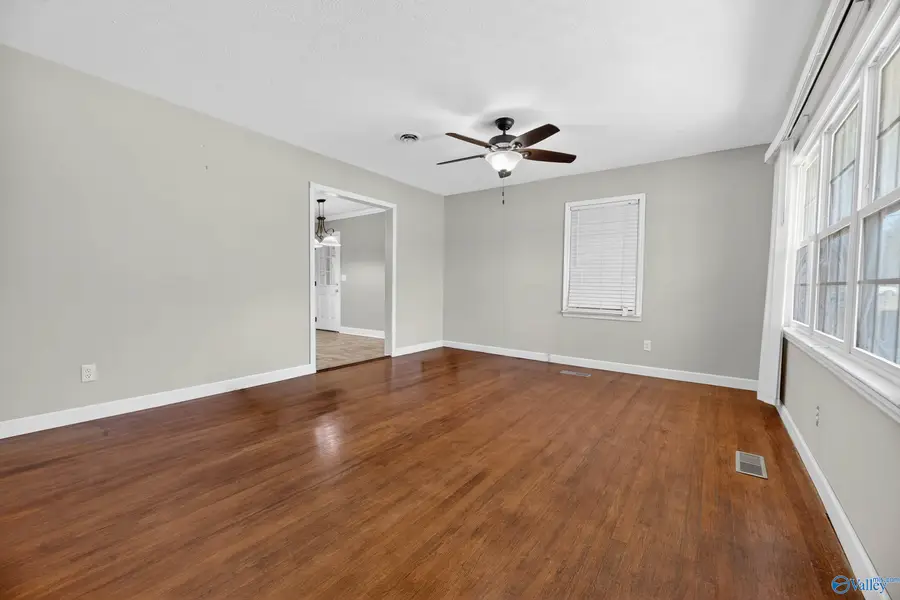 911 Wood Avenue Se, Attalla, AL 35954 - #2