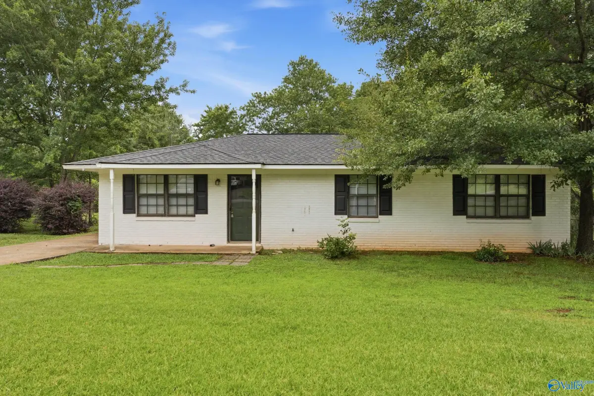 102 Greenwood Circle, Harvest, AL 35749 - #1