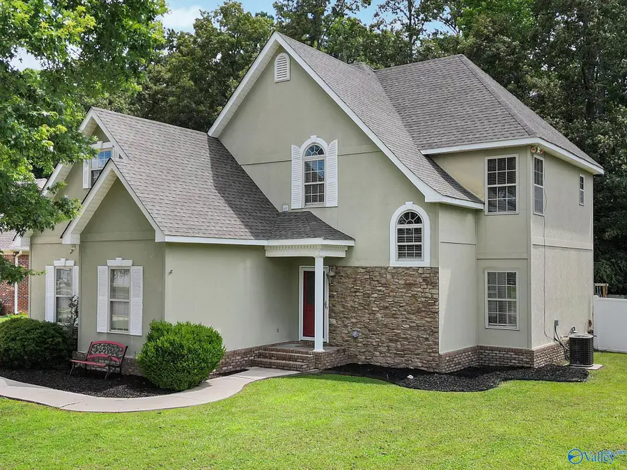 2902 Turtle Pond Lane, Hartselle, AL 35640 - #2