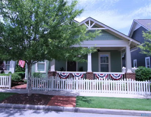 102 Hillcrest Avenue Nw, Huntsville, AL 35806